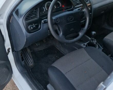 Білий Деу Сенс, об'ємом двигуна 1.5 л та пробігом 160 тис. км за 3500 $, фото 4 на Automoto.ua