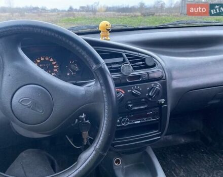 Білий Деу Сенс, об'ємом двигуна 1.3 л та пробігом 415 тис. км за 1100 $, фото 6 на Automoto.ua