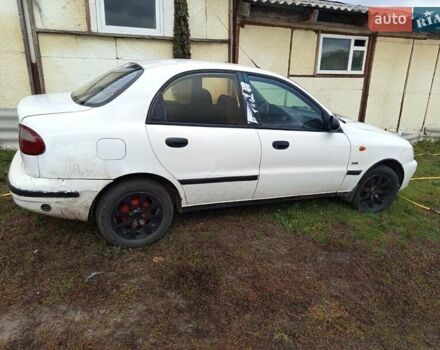Деу Сенс 2003 у Валках на Automoto.ua Білий Деу Сенс, об'ємом двигуна 1.3 л та пробігом 300 тис. км за 947 $, фото 4 на Automoto.ua
