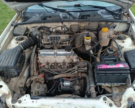 Білий Деу Сенс, об'ємом двигуна 0 л та пробігом 1000 тис. км за 1071 $, фото 5 на Automoto.ua