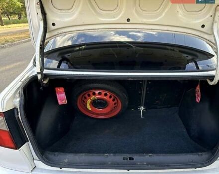 Белый Дэу Сенс, объемом двигателя 1.3 л и пробегом 268 тыс. км за 2300 $, фото 3 на Automoto.ua