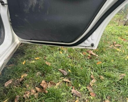 Белый Дэу Сенс, объемом двигателя 1.3 л и пробегом 200 тыс. км за 2300 $, фото 1 на Automoto.ua