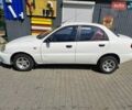 Білий Деу Сенс, об'ємом двигуна 1.3 л та пробігом 260 тис. км за 2000 $, фото 2 на Automoto.ua