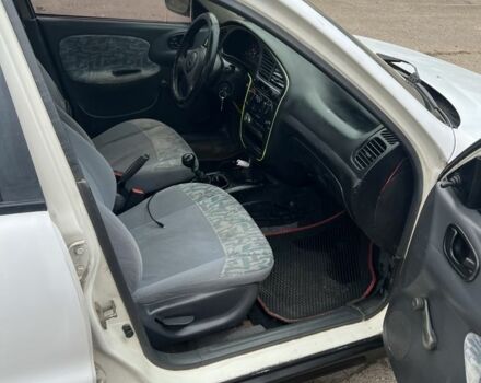 Белый Дэу Сенс, объемом двигателя 1.5 л и пробегом 211 тыс. км за 1500 $, фото 8 на Automoto.ua