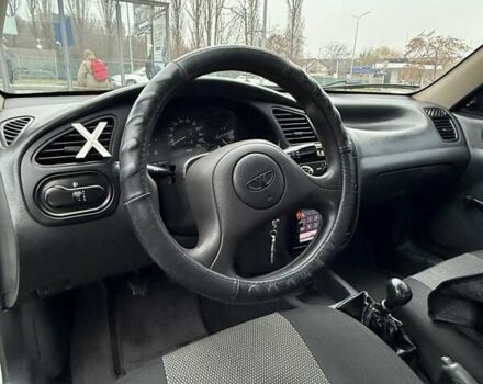 Білий Деу Сенс, об'ємом двигуна 1.3 л та пробігом 257 тис. км за 1950 $, фото 6 на Automoto.ua