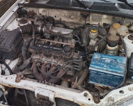 Белый Дэу Сенс, объемом двигателя 1.5 л и пробегом 190 тыс. км за 999 $, фото 4 на Automoto.ua