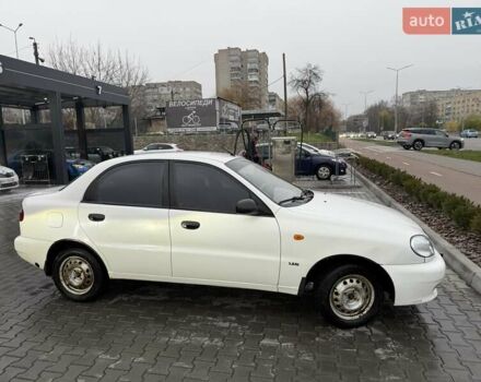 Білий Деу Сенс, об'ємом двигуна 1.3 л та пробігом 257 тис. км за 1950 $, фото 1 на Automoto.ua