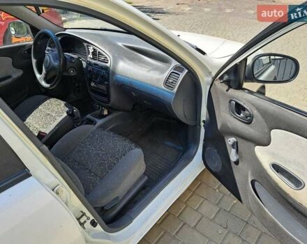 Білий Деу Сенс, об'ємом двигуна 1.3 л та пробігом 260 тис. км за 2000 $, фото 9 на Automoto.ua