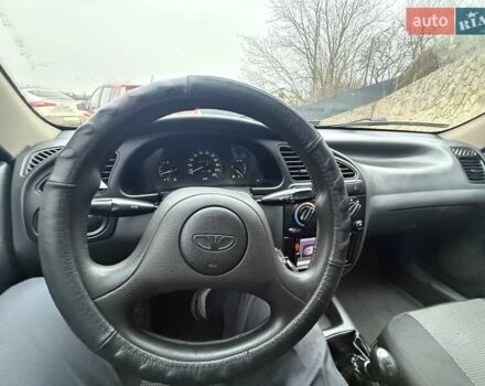 Білий Деу Сенс, об'ємом двигуна 1.3 л та пробігом 257 тис. км за 1950 $, фото 7 на Automoto.ua