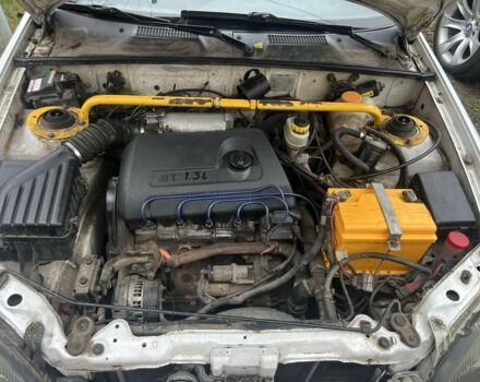 Белый Дэу Сенс, объемом двигателя 1.3 л и пробегом 180 тыс. км за 1400 $, фото 4 на Automoto.ua