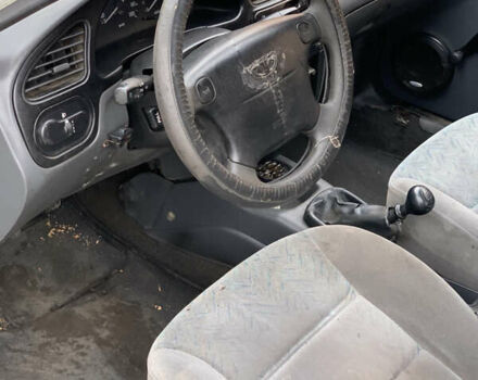 Белый Дэу Сенс, объемом двигателя 1.6 л и пробегом 250 тыс. км за 1050 $, фото 7 на Automoto.ua