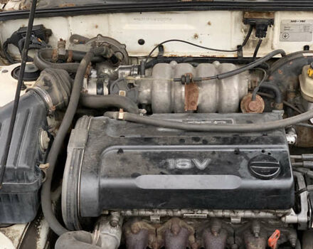 Белый Дэу Сенс, объемом двигателя 1.6 л и пробегом 250 тыс. км за 1050 $, фото 6 на Automoto.ua