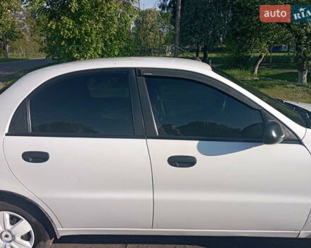 Белый Дэу Сенс, объемом двигателя 1.3 л и пробегом 210 тыс. км за 2000 $, фото 4 на Automoto.ua