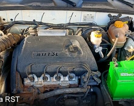 Білий Деу Сенс, об'ємом двигуна 1.3 л та пробігом 94 тис. км за 2200 $, фото 4 на Automoto.ua