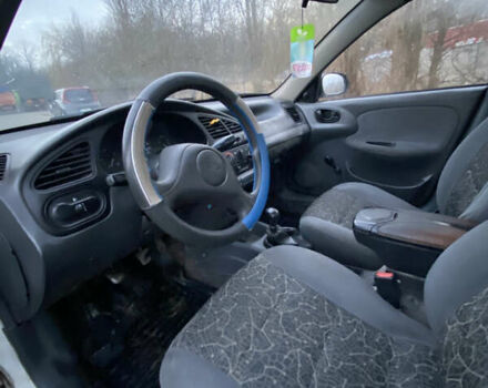 Білий Деу Сенс, об'ємом двигуна 1.3 л та пробігом 224 тис. км за 999 $, фото 12 на Automoto.ua