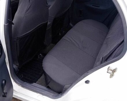 Белый Дэу Сенс, объемом двигателя 1.3 л и пробегом 200 тыс. км за 1700 $, фото 5 на Automoto.ua