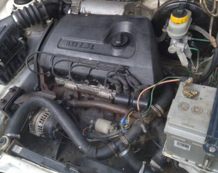 Білий Деу Сенс, об'ємом двигуна 1.3 л та пробігом 150 тис. км за 1100 $, фото 5 на Automoto.ua