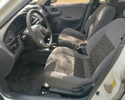 Білий Деу Сенс, об'ємом двигуна 1.3 л та пробігом 180 тис. км за 1450 $, фото 6 на Automoto.ua