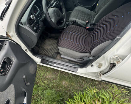 Білий Деу Сенс, об'ємом двигуна 1.3 л та пробігом 147 тис. км за 2300 $, фото 5 на Automoto.ua