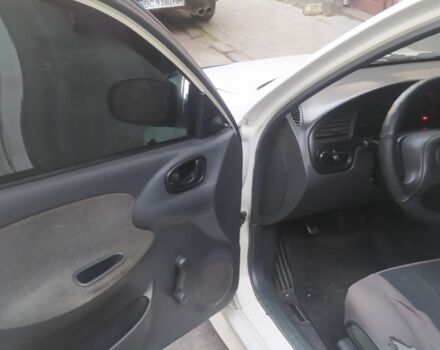 Белый Дэу Сенс, объемом двигателя 1.4 л и пробегом 220 тыс. км за 1500 $, фото 4 на Automoto.ua