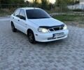 Білий Деу Сенс, об'ємом двигуна 1.5 л та пробігом 225 тис. км за 1800 $, фото 1 на Automoto.ua