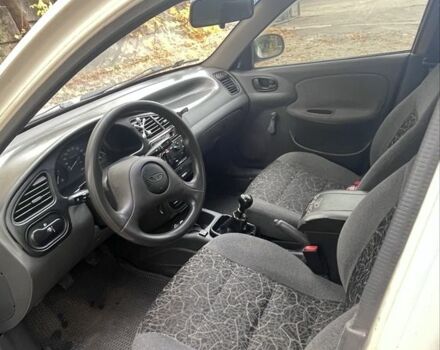 Белый Дэу Сенс, объемом двигателя 1.5 л и пробегом 268 тыс. км за 2500 $, фото 4 на Automoto.ua