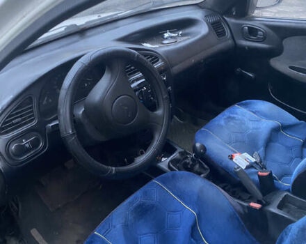 Белый Дэу Сенс, объемом двигателя 1.3 л и пробегом 310 тыс. км за 1100 $, фото 3 на Automoto.ua