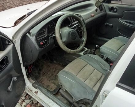 Белый Дэу Сенс, объемом двигателя 1.5 л и пробегом 350 тыс. км за 1200 $, фото 6 на Automoto.ua