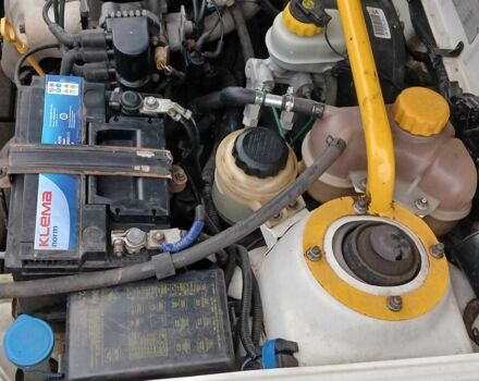 Білий Деу Сенс, об'ємом двигуна 1.5 л та пробігом 160 тис. км за 1600 $, фото 16 на Automoto.ua