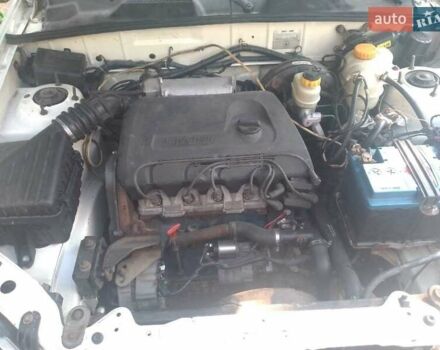 Білий Деу Сенс, об'ємом двигуна 1.4 л та пробігом 120 тис. км за 1400 $, фото 4 на Automoto.ua