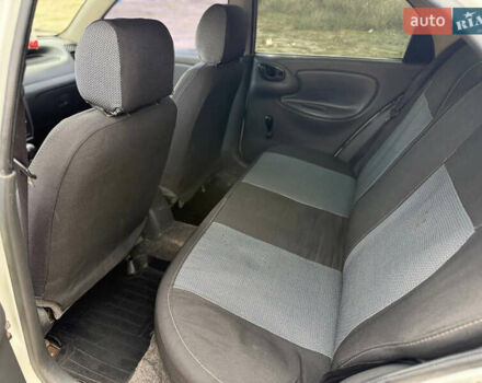 Білий Деу Сенс, об'ємом двигуна 1.3 л та пробігом 208 тис. км за 1899 $, фото 6 на Automoto.ua