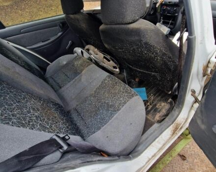 Белый Дэу Сенс, объемом двигателя 1.5 л и пробегом 150 тыс. км за 499 $, фото 6 на Automoto.ua