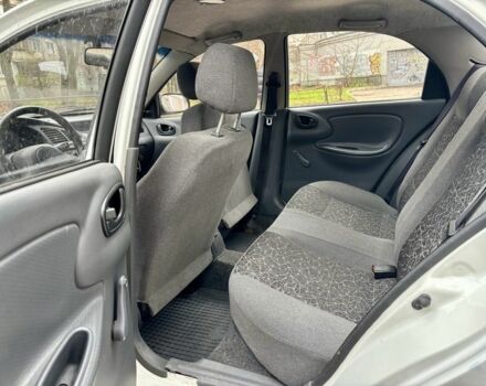 Белый Дэу Сенс, объемом двигателя 1.5 л и пробегом 272 тыс. км за 1500 $, фото 6 на Automoto.ua