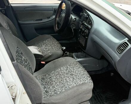 Белый Дэу Сенс, объемом двигателя 1.5 л и пробегом 220 тыс. км за 2400 $, фото 11 на Automoto.ua