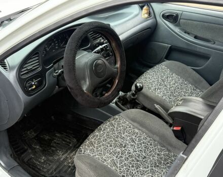 Белый Дэу Сенс, объемом двигателя 1.5 л и пробегом 220 тыс. км за 2400 $, фото 6 на Automoto.ua