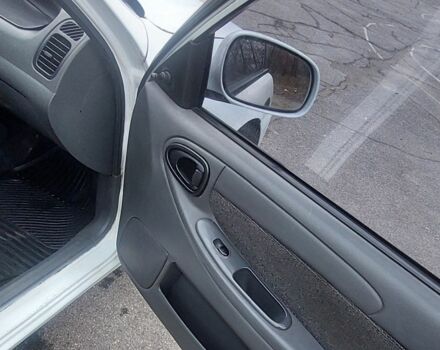 Белый Дэу Сенс, объемом двигателя 1.5 л и пробегом 289 тыс. км за 1550 $, фото 7 на Automoto.ua