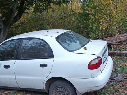 Деу Сенс 2003 у Миргороде на Automoto.ua Білий Деу Сенс, об'ємом двигуна 1.3 л та пробігом 200 тис. км за 842 $, фото 1 на Automoto.ua