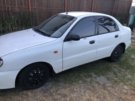 Белый Дэу Сенс, объемом двигателя 1.5 л и пробегом 300 тыс. км за 1700 $, фото 1 на Automoto.ua