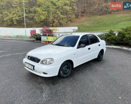 Белый Дэу Сенс, объемом двигателя 1.3 л и пробегом 200 тыс. км за 1500 $, фото 1 на Automoto.ua