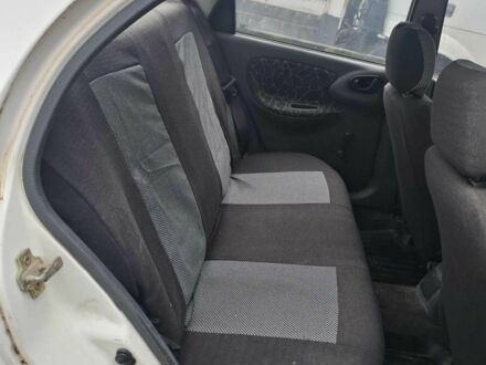 Белый Дэу Сенс, объемом двигателя 1.3 л и пробегом 170 тыс. км за 1000 $, фото 1 на Automoto.ua