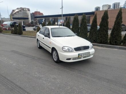 Дэу Сенс 2003 в Днепре (Днепропетровске) на Automoto.ua Белый Дэу Сенс, объемом двигателя 1.5 л и пробегом 205 тыс. км за 2200 $, фото 1 на Automoto.ua
