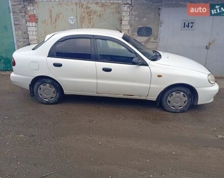 Белый Дэу Сенс, объемом двигателя 1.5 л и пробегом 180 тыс. км за 1800 $, фото 1 на Automoto.ua