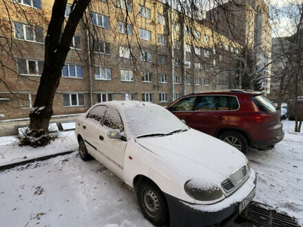 Білий Деу Сенс, об'ємом двигуна 1.3 л та пробігом 300 тис. км за 600 $, фото 1 на Automoto.ua