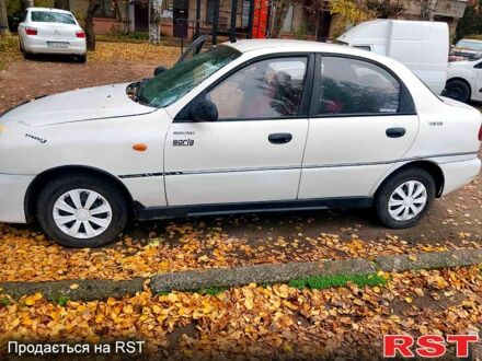 Білий Деу Сенс, об'ємом двигуна 1.3 л та пробігом 0 тис. км за 1000 $, фото 1 на Automoto.ua