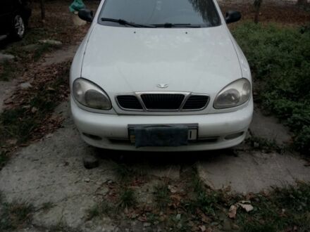 Белый Дэу Сенс, объемом двигателя 1 л и пробегом 250 тыс. км за 700 $, фото 1 на Automoto.ua