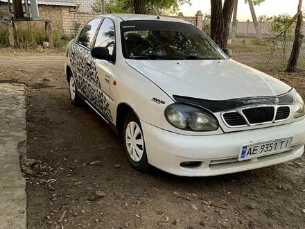 Дэу Сенс 2004 в Вознесенске на Automoto.ua Белый Дэу Сенс, объемом двигателя 1.3 л и пробегом 0 тыс. км за 720 $, фото 1 на Automoto.ua