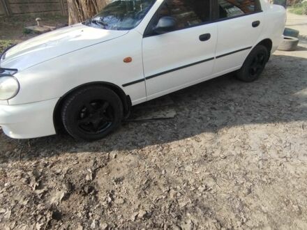 Білий Деу Сенс, об'ємом двигуна 1.5 л та пробігом 210 тис. км за 2500 $, фото 1 на Automoto.ua