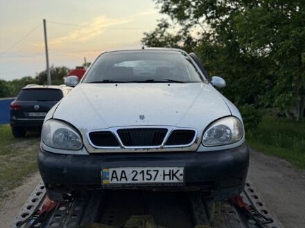 Дэу Сенс 2004 в Смеле на Automoto.ua Белый Дэу Сенс, объемом двигателя 1.5 л и пробегом 185 тыс. км за 450 $, фото 1 на Automoto.ua