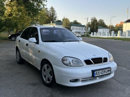 Белый Дэу Сенс, объемом двигателя 1.5 л и пробегом 301 тыс. км за 2300 $, фото 1 на Automoto.ua