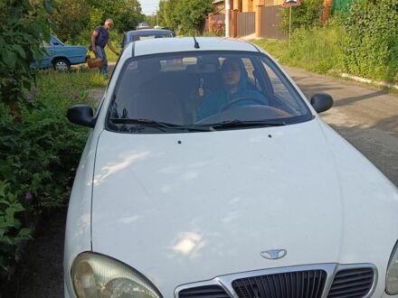 Дэу Сенс 2005 в Софіївська Борщагівка на Automoto.ua Белый Дэу Сенс, объемом двигателя 0 л и пробегом 400 тыс. км за 1699 $, фото 1 на Automoto.ua